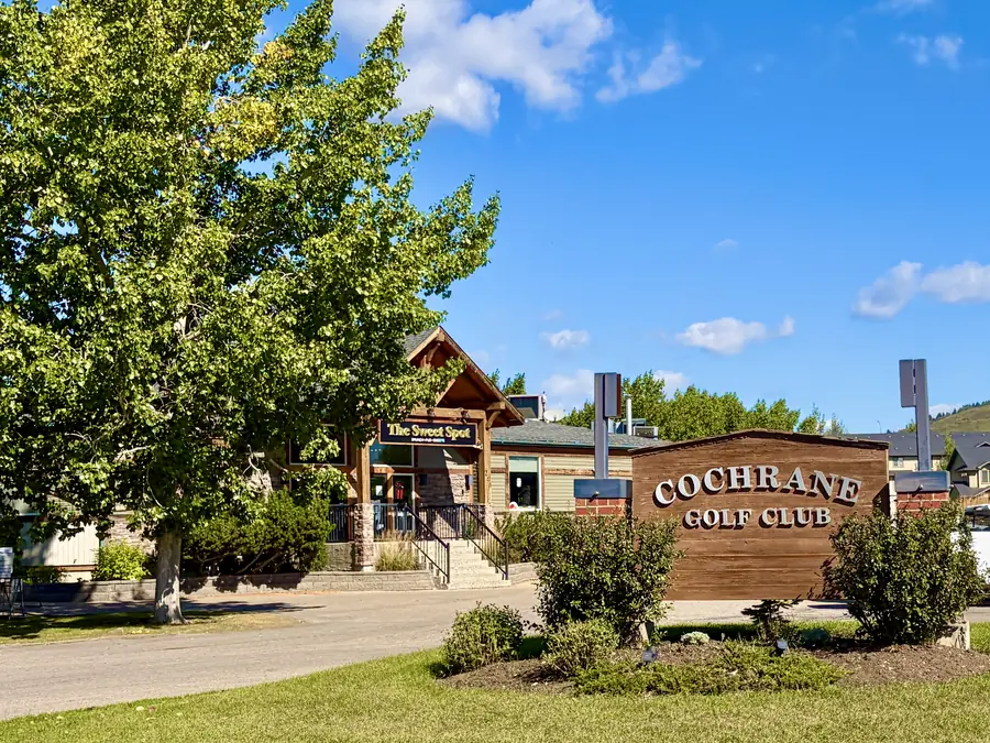 Cochrane Golf Club sign and clubhouse, 240 Riverview Drive, Cochrane Alberta