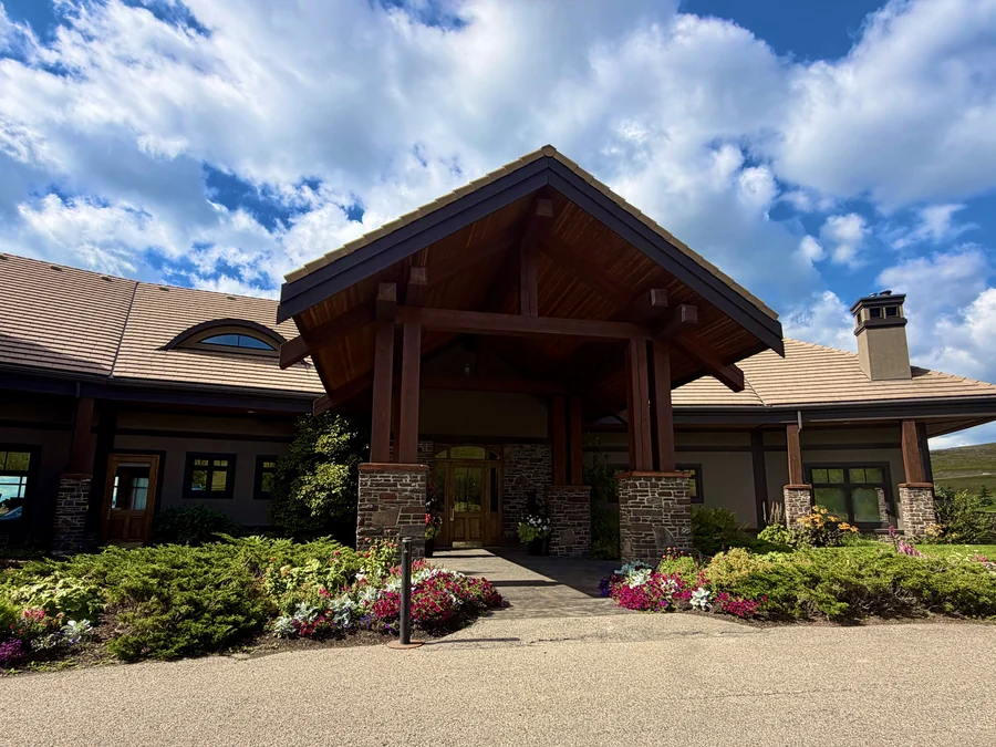 GlenEagles golf clubhouse, Cochrane Alberta
