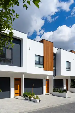 Cochrane real estate — townhouses for sale in Cochrane, Alberta
